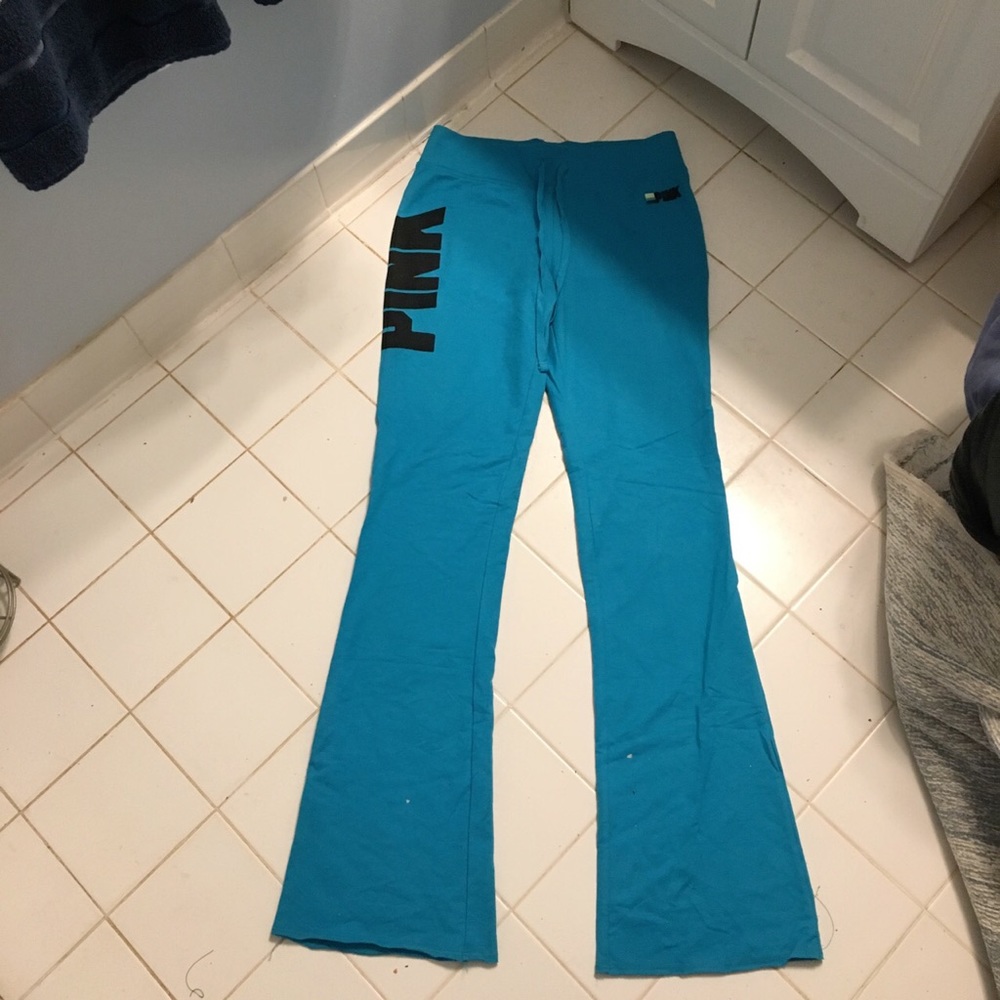 Victoria’s Secret pink leggings size small